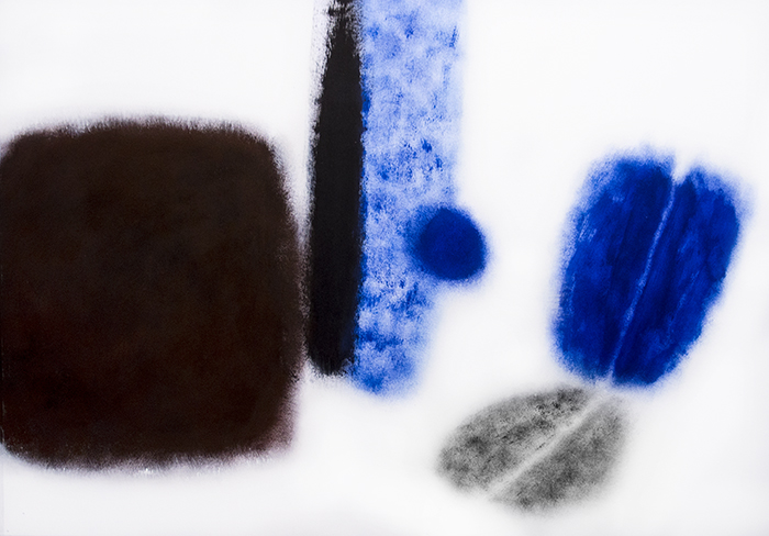 V protisvětle jí ubývá